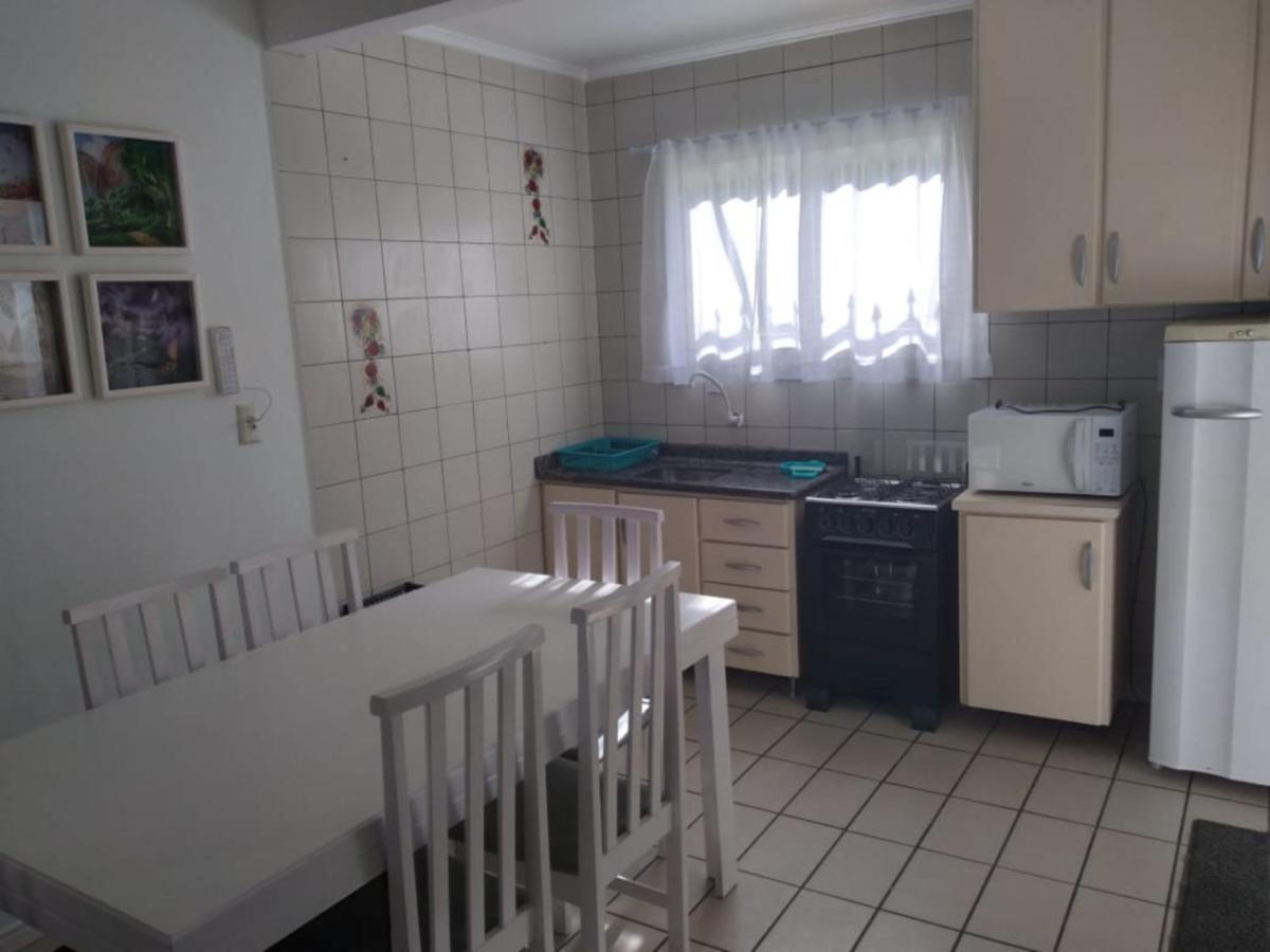 Residencial Pilati Apartment Bombinhas Ngoại thất bức ảnh